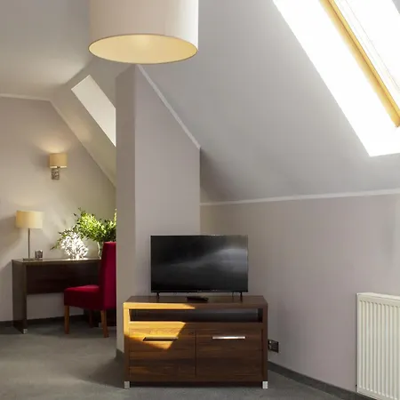 酒店 卡米尼兹卡酒店 莱格尼察