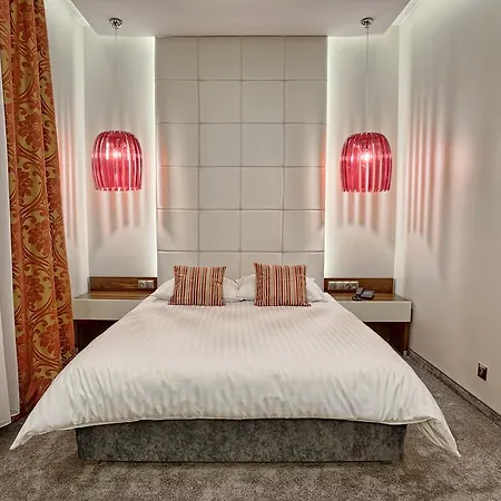 卡米尼兹卡酒店