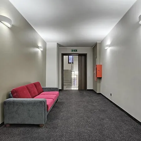 卡米尼兹卡酒店 莱格尼察