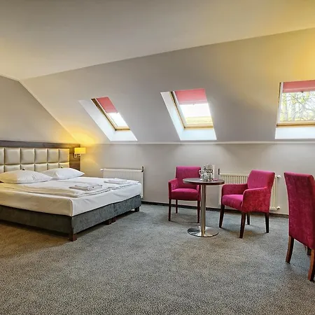 Hotel Kamieniczka 3*