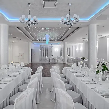 酒店 卡米尼兹卡酒店 莱格尼察